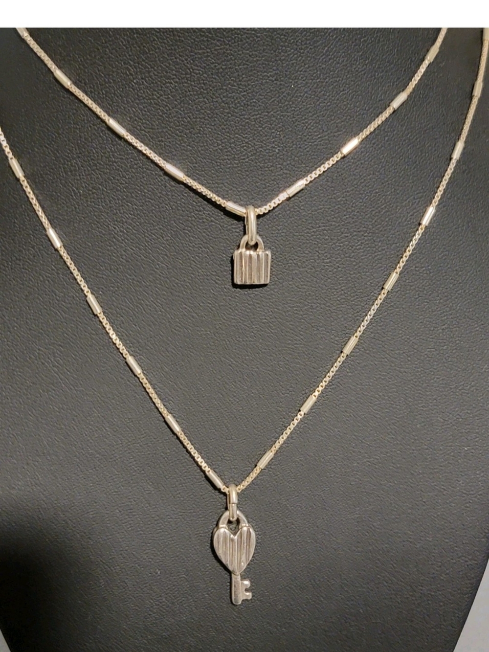 UNO de 50 Silver Layered Heart Key and Lock Necklace